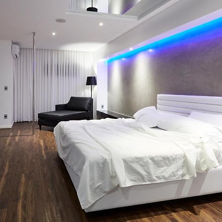 Luv Motel Joinville Exteriör bild