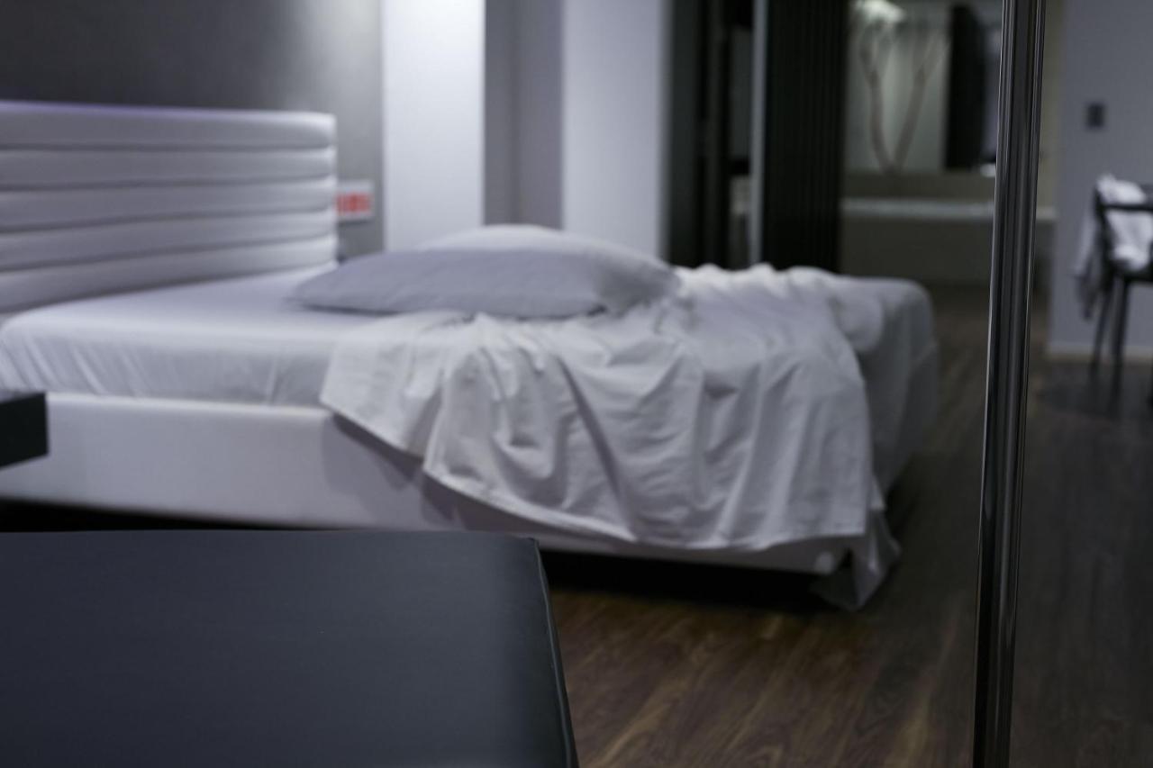 Luv Motel Joinville Exteriör bild